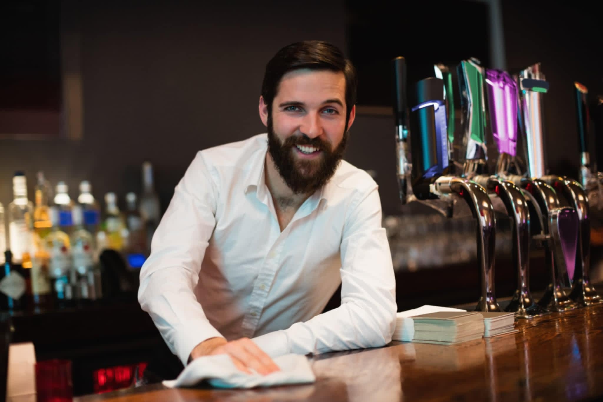 Happy Lounge Owner